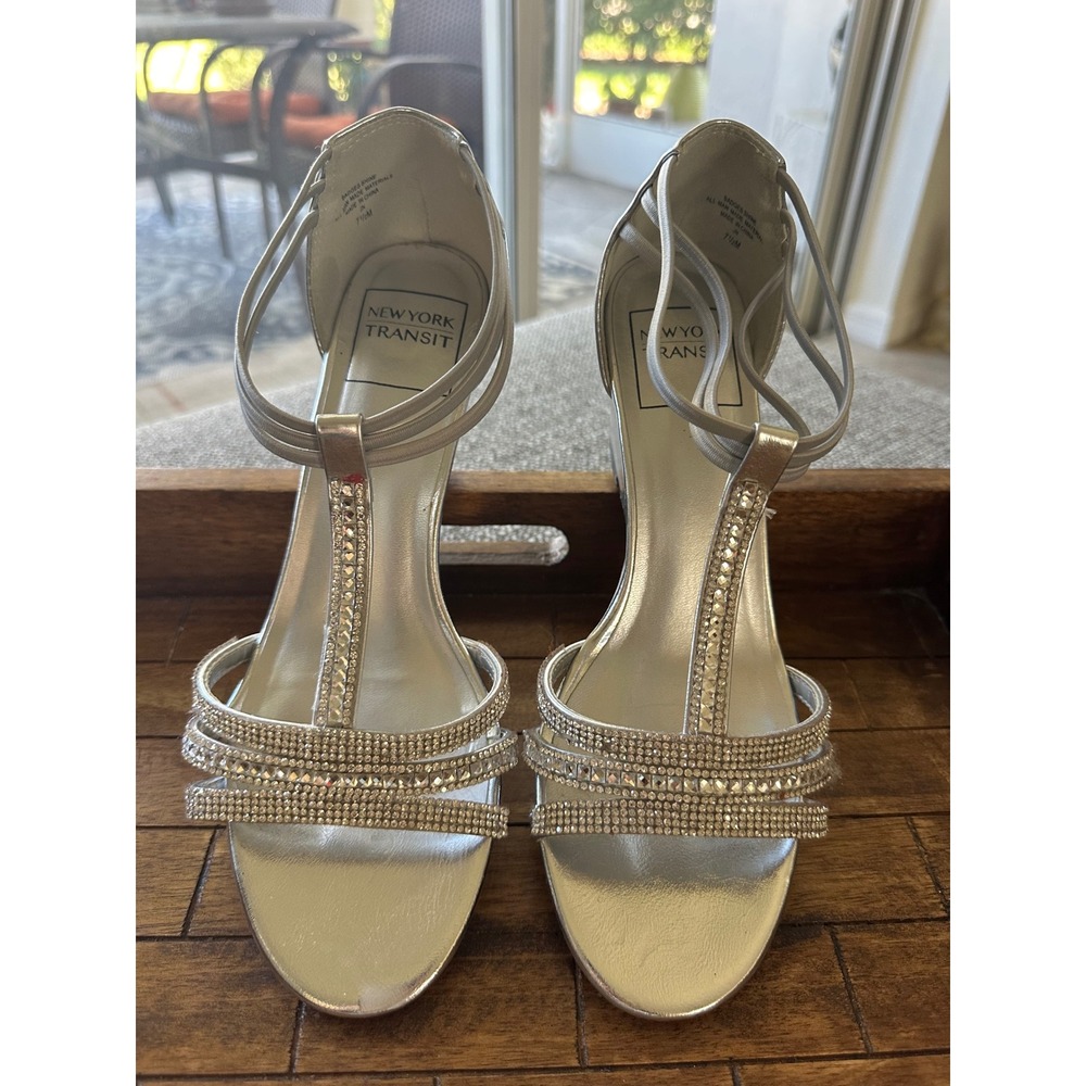 New York Transit Badges Shine Silver Rhinestone Wedge Sandals Womens 7.5M Formal